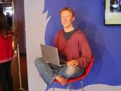zuckerberg_viasz