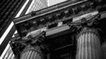 Kapitalizmus elleni lázadás – Shareholder kapitalizmus helyett Stakeholder kapitalizmust követelnek? Kapitalizmus 2.0?
