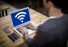 Privát üzenetek szűrését hosszabbítaná meg az EU, újra fellángolt a Chat Control körüli vita